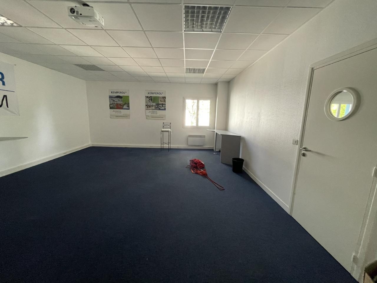 Local d'activité Coignières 1726m² Vente local d'activité Coignières Yvelines OVACT2315861 26